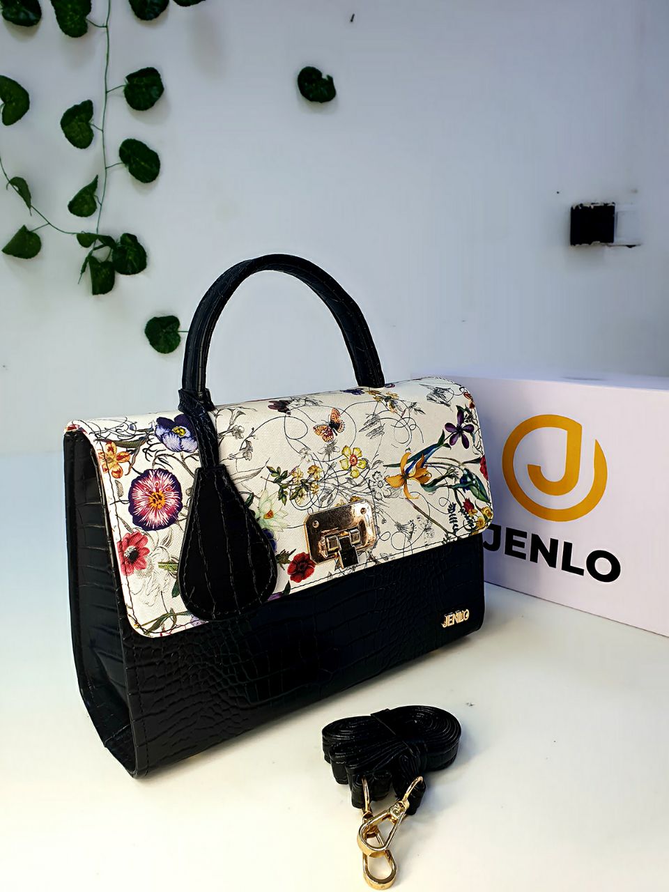 Lynda Bag